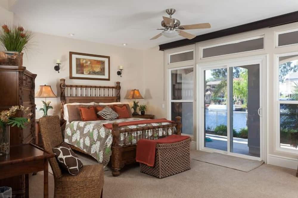 Photo of Outdoor in Lake Forest