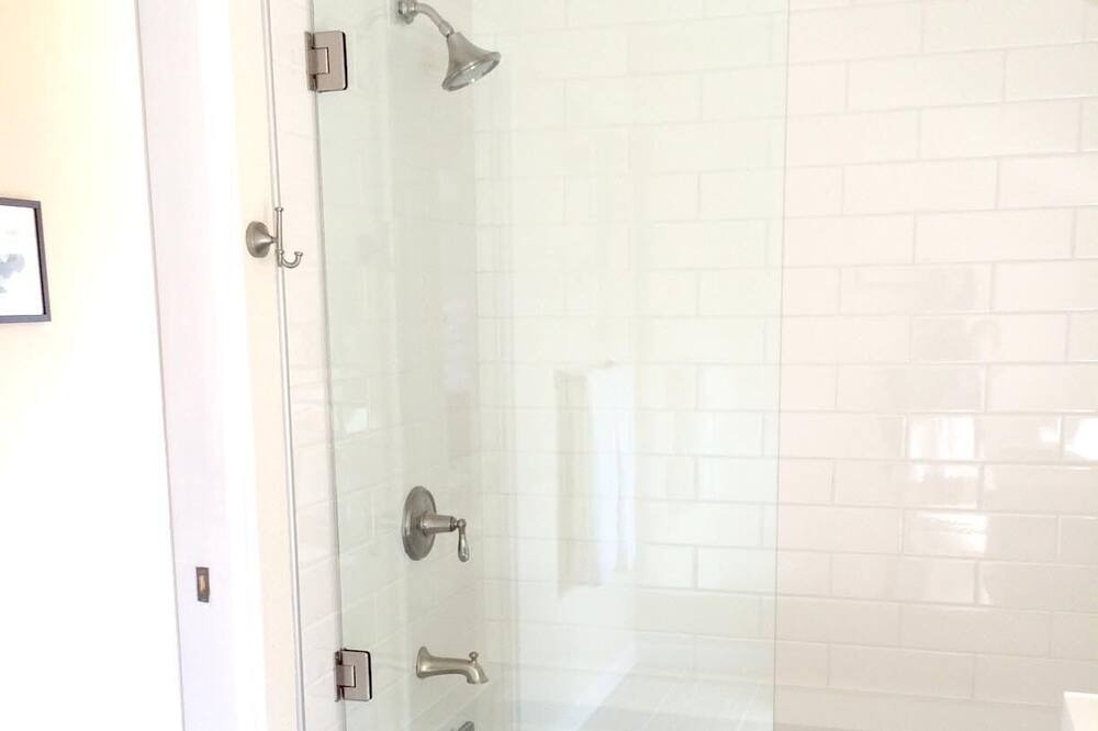 Photo of Bathroom in Sebastopol
