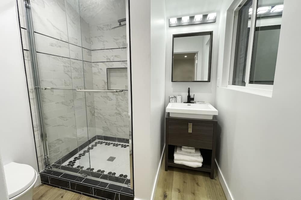 Photo of Bathroom in Burbank