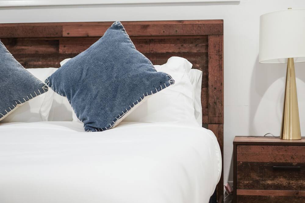 Photo of Bedroom in Burbank