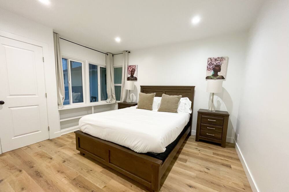 Photo of Bedroom in Burbank
