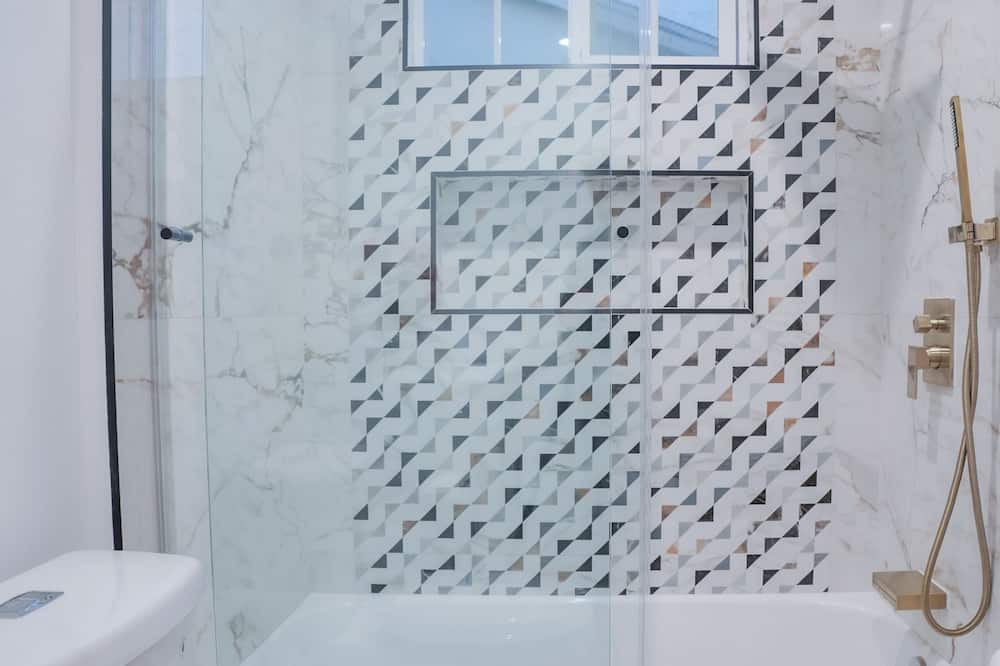 Photo of Bathroom in Burbank