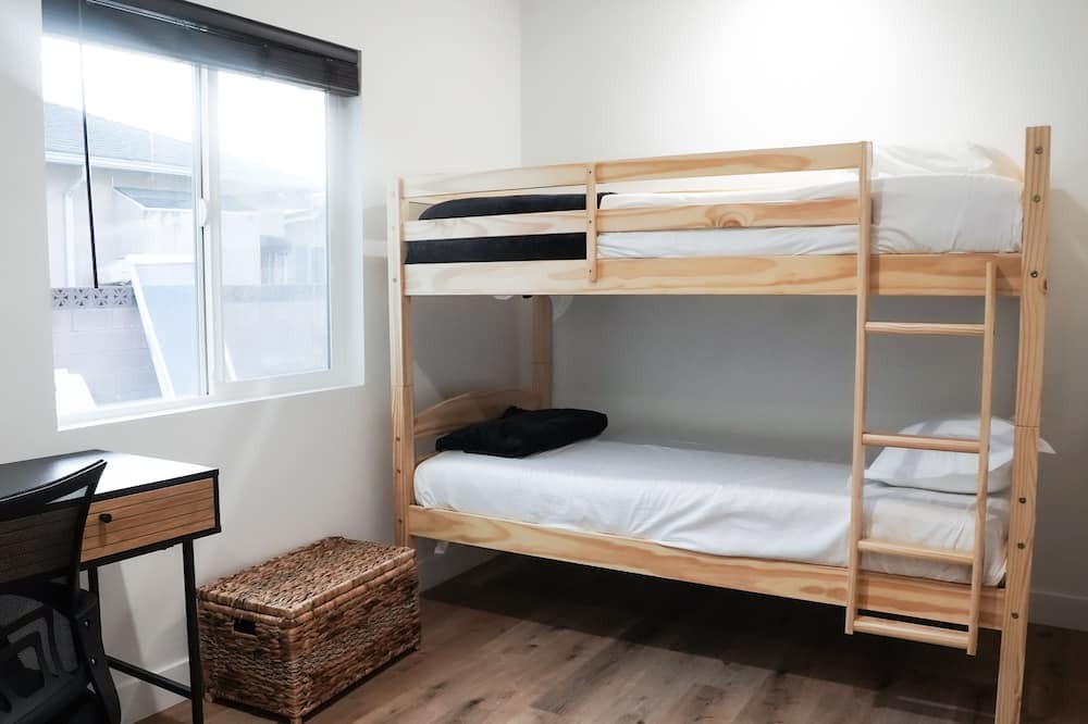 Photo of Bedroom in Burbank