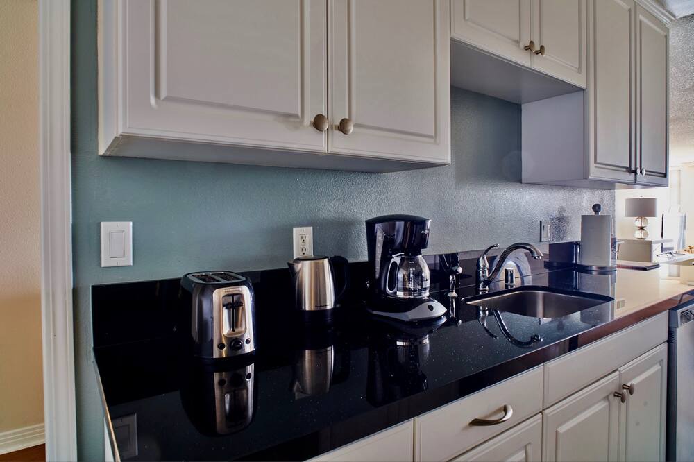Photo of Kitchen in Marina Peninsula
