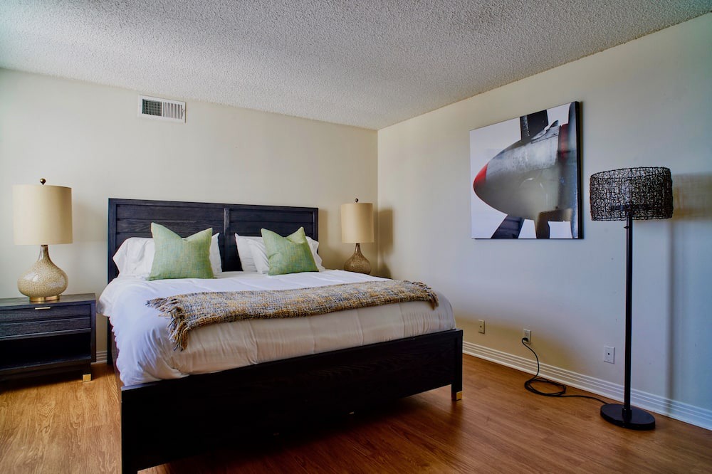 Photo of Bedroom in Marina Peninsula