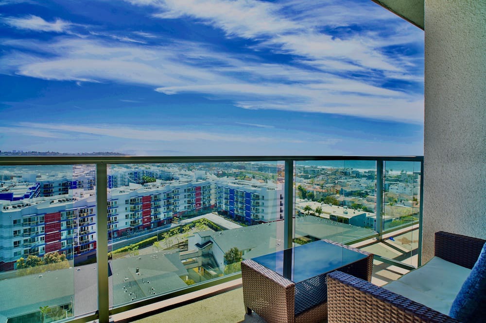 Photo of Patio Balcony in Marina Peninsula