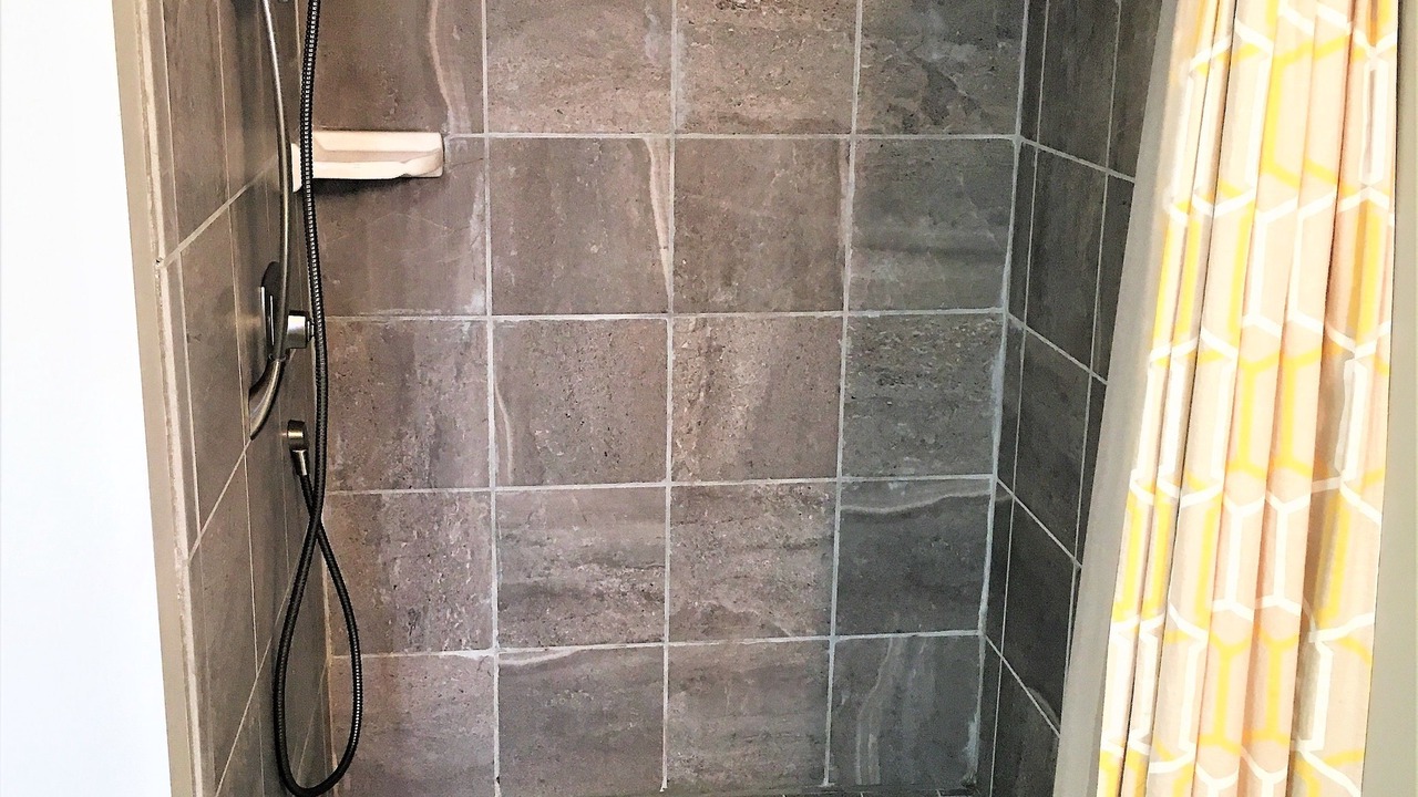 Photo of Bathroom in Willow Creek