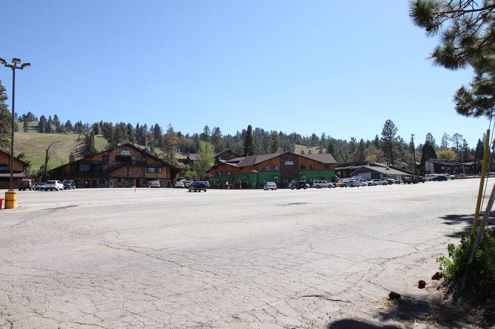 Photo of Others in Summit Estates
