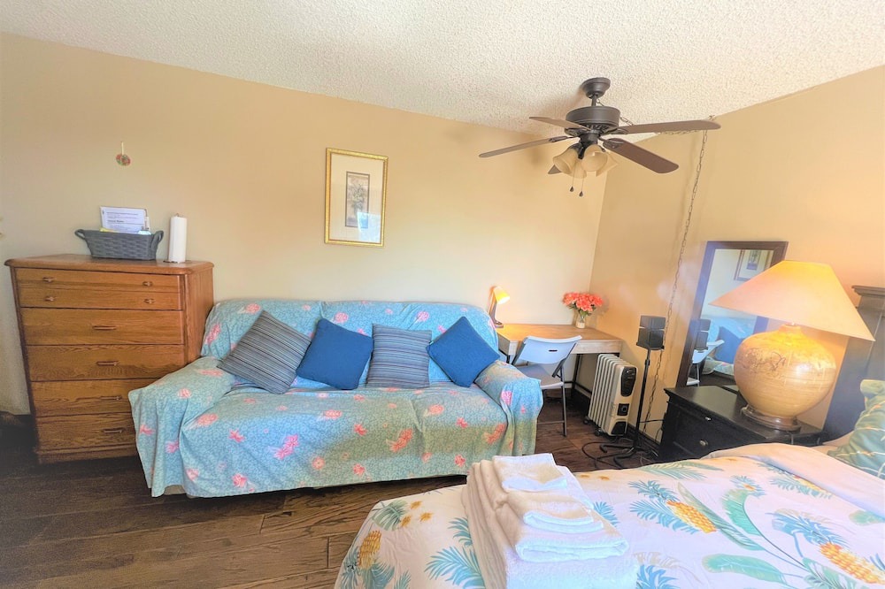 Photo of Bedroom in Azusa