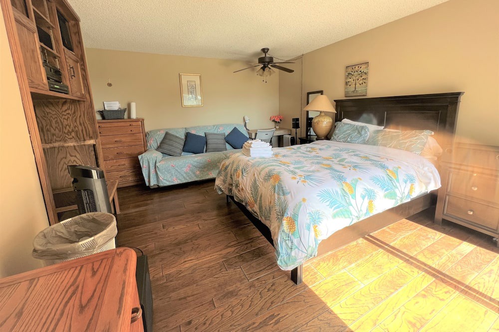 Photo of Bedroom in Azusa