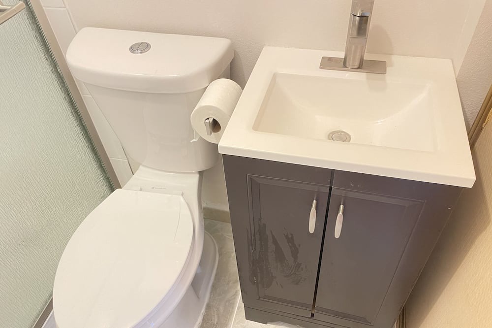 Photo of Bathroom in Azusa