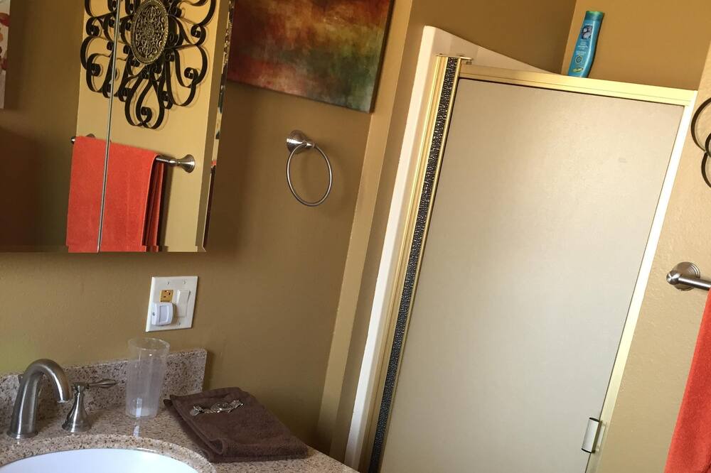 Photo of Bathroom in Havasu Lake