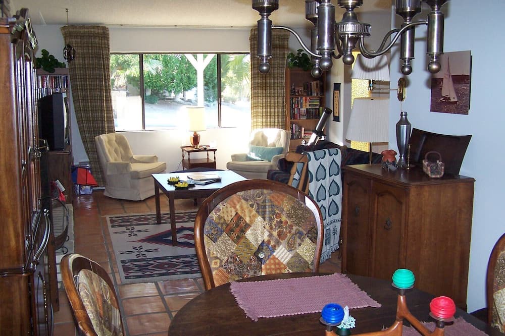 Photo of Bedroom in Palm Desert