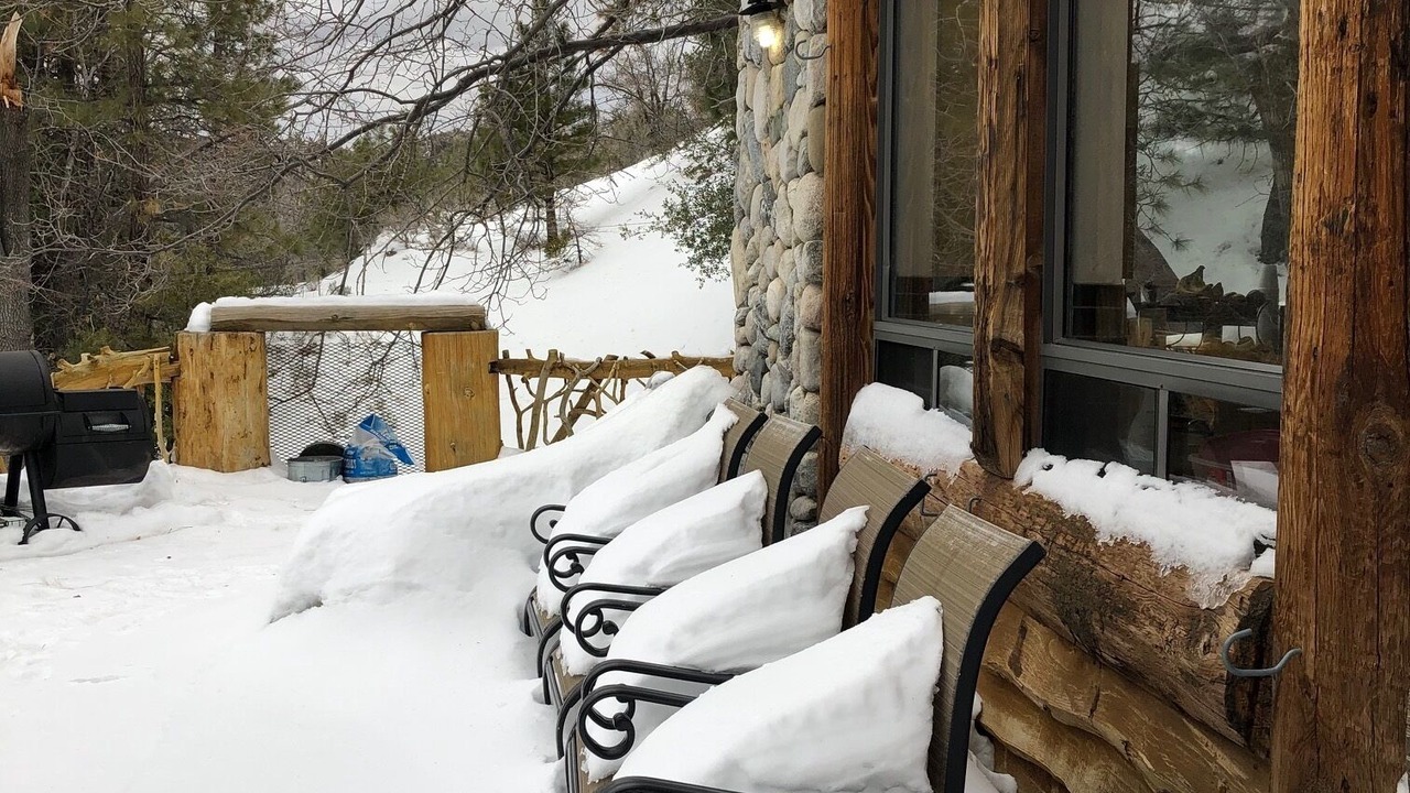 Photo of Patio Balcony in Wrightwood