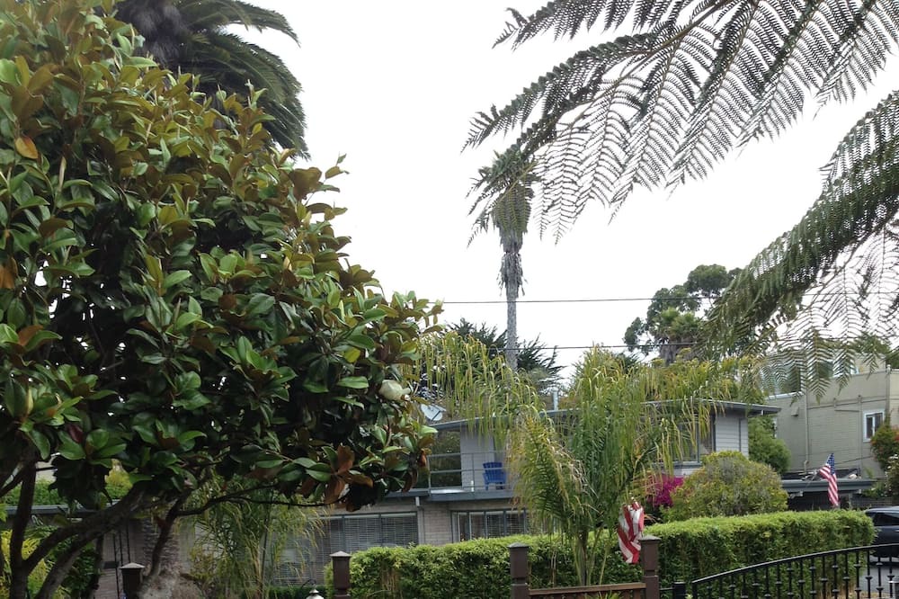 Photo of Others in Aptos