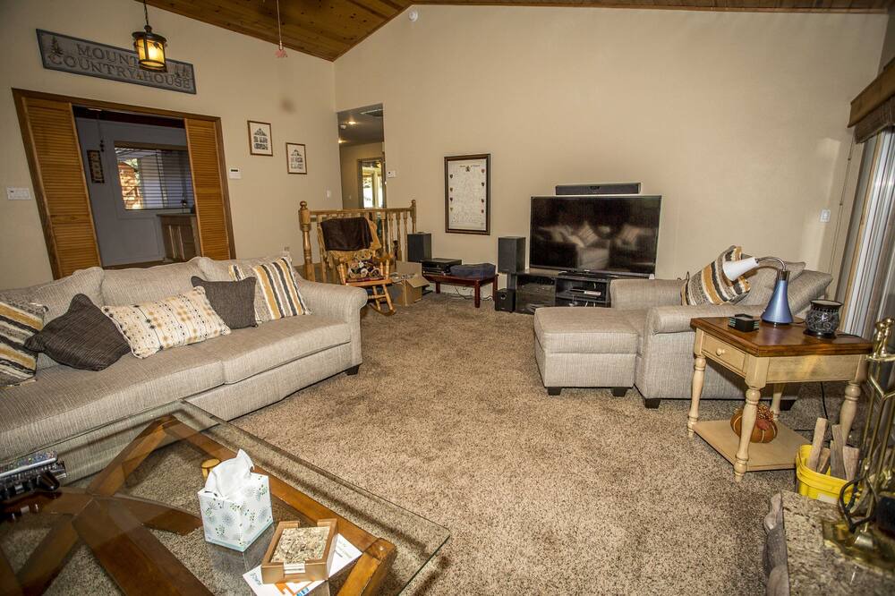 Photo of Others in Summit Estates