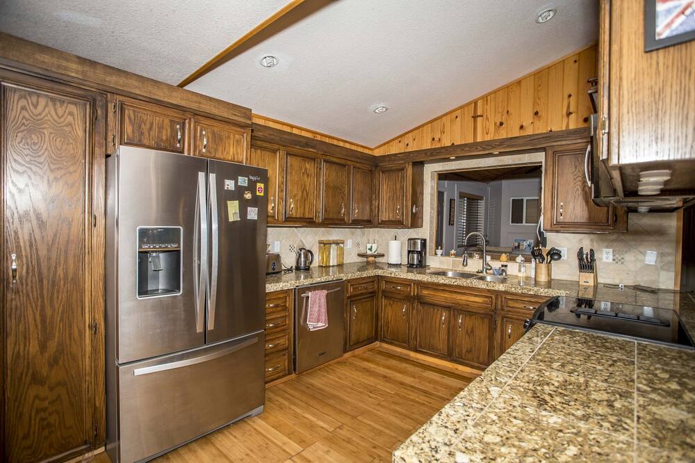 Photo of Others in Summit Estates