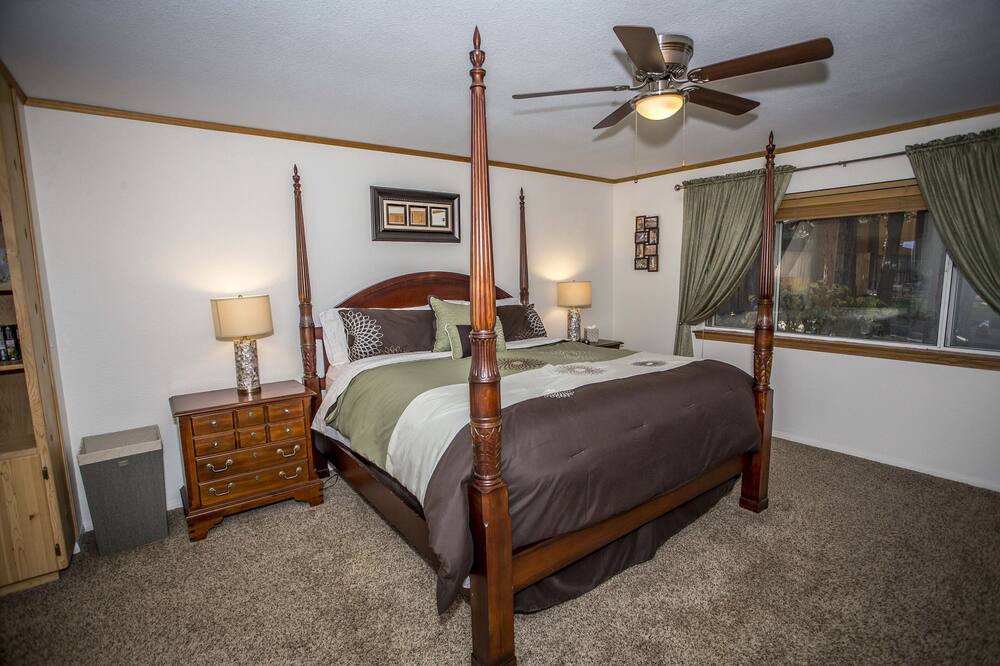 Photo of Others in Summit Estates
