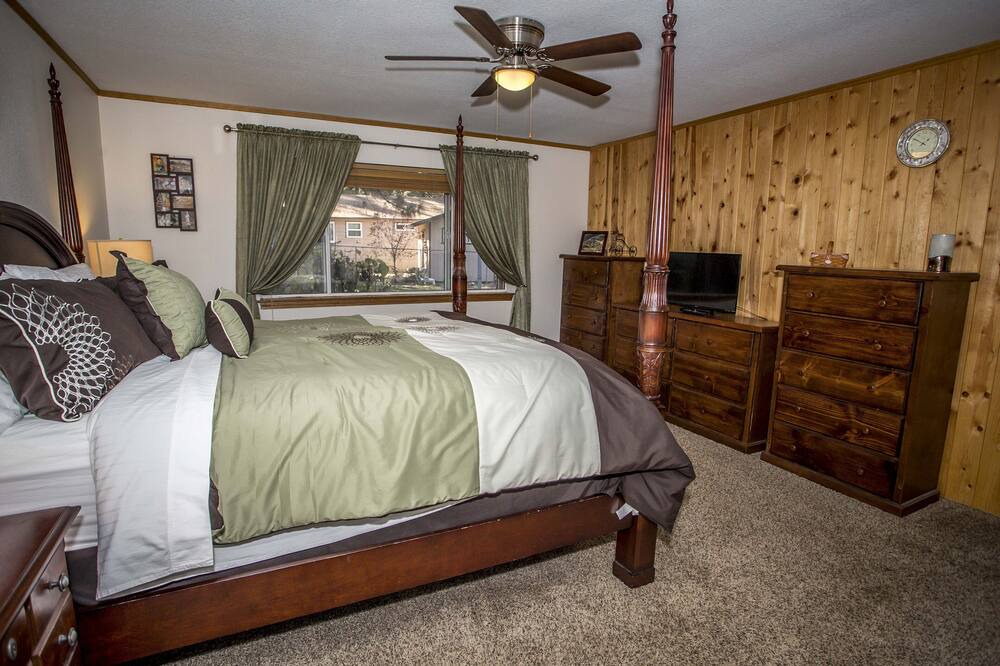 Photo of Others in Summit Estates