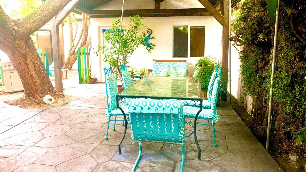 Photo of Outdoor in Hollywood
