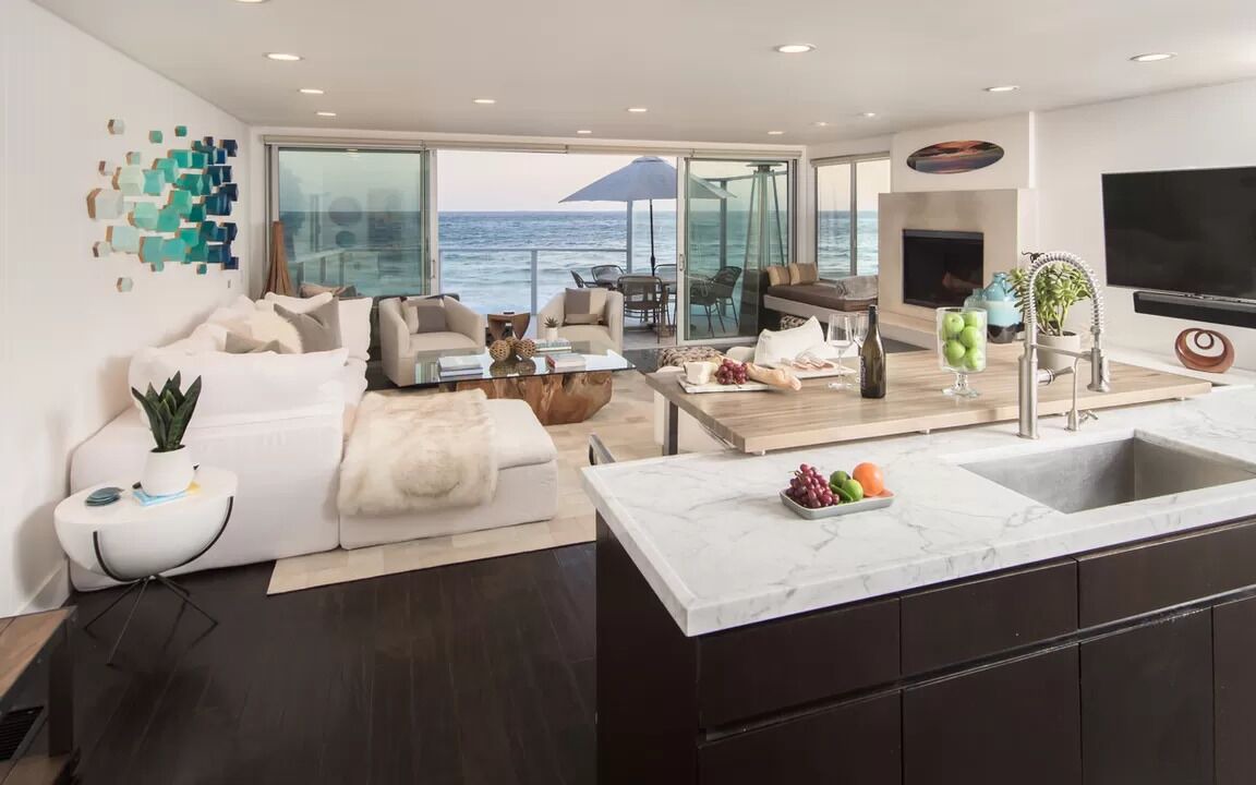 Photo of Livingroom in Malibu