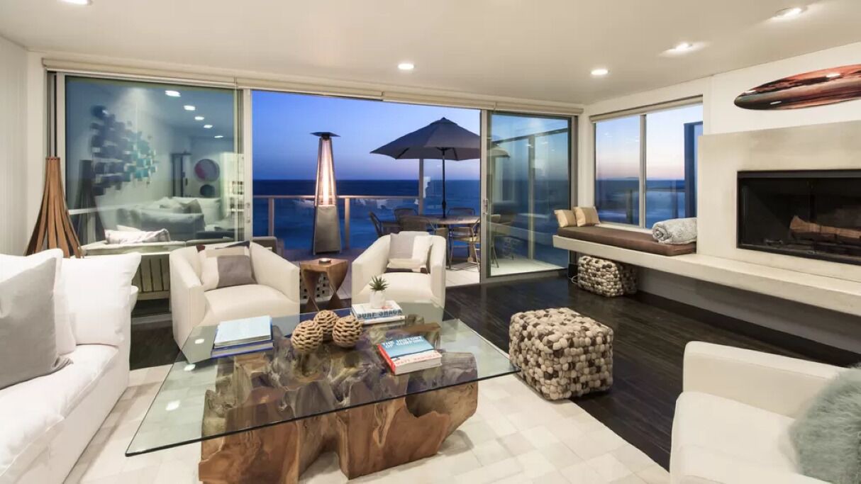 Photo of Livingroom in Malibu