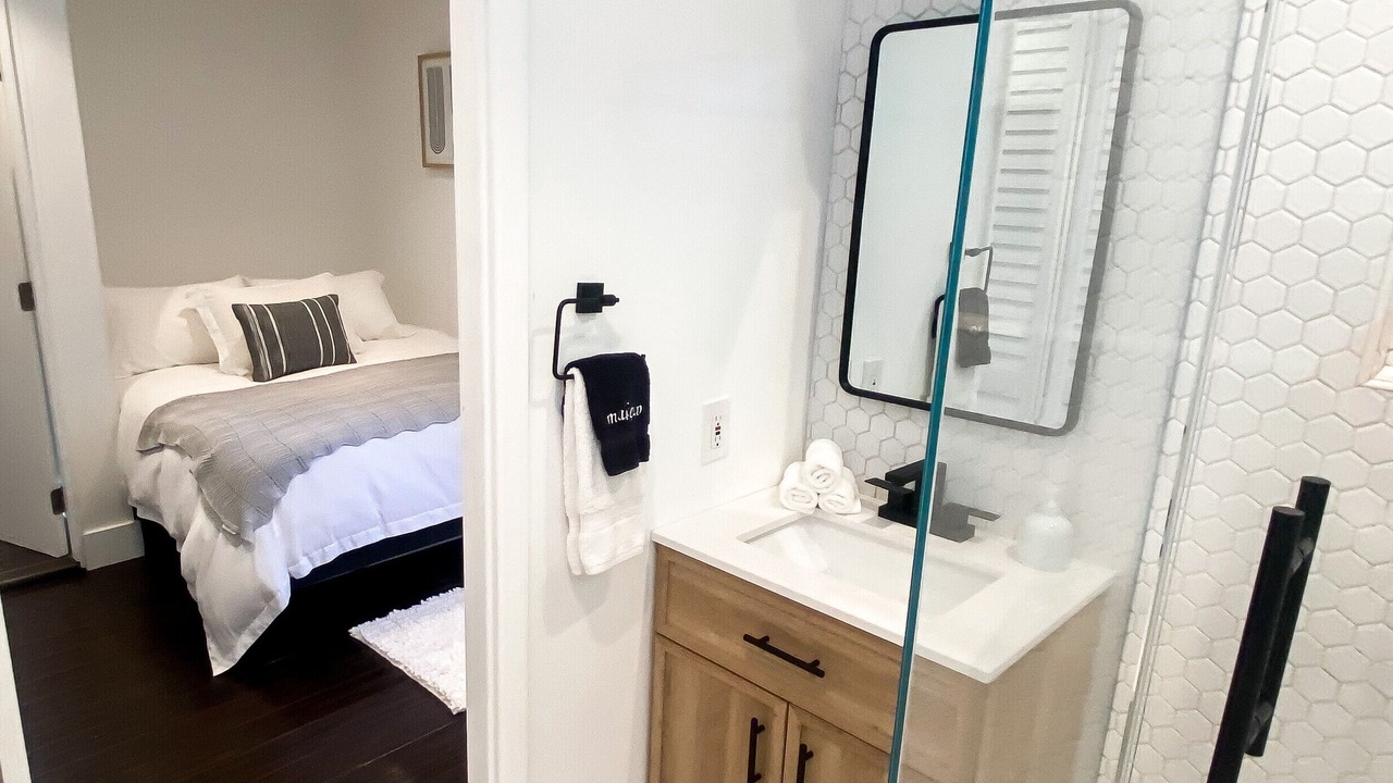 Photo of Bedroom in Malibu