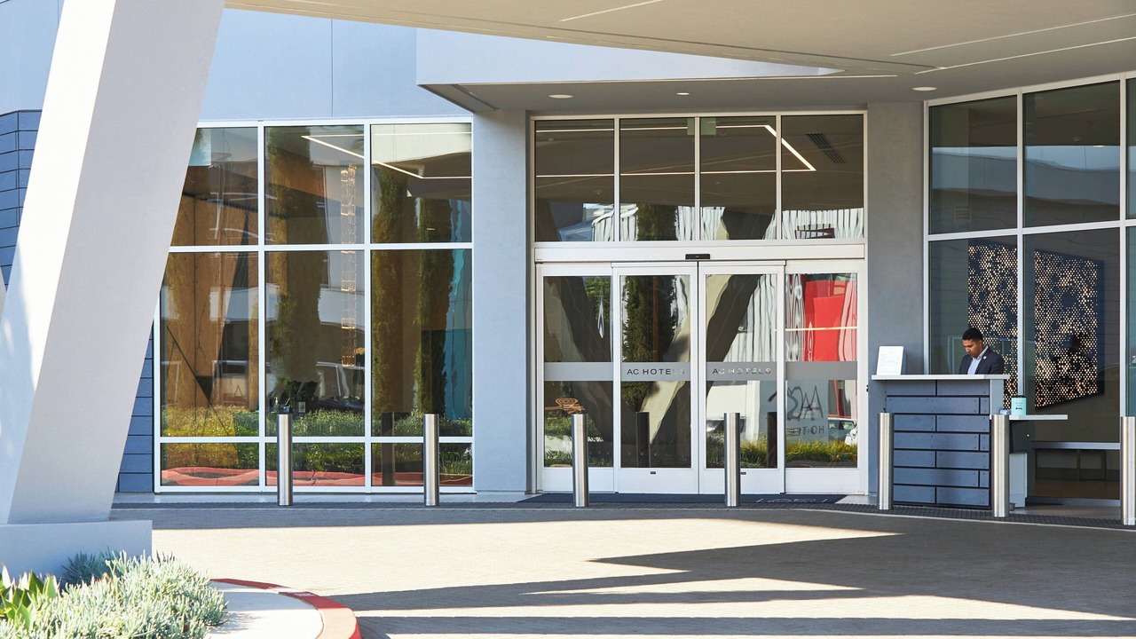 Photo of Others in El Segundo
