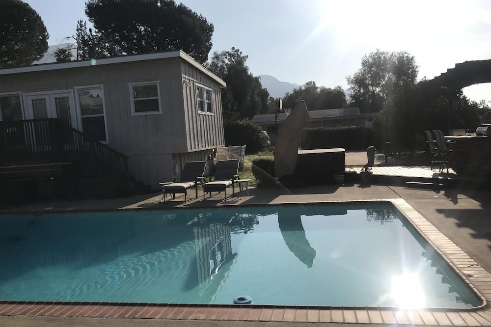 Photo of Outdoor in Altadena