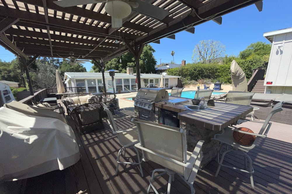 Photo of Patio Balcony in Altadena