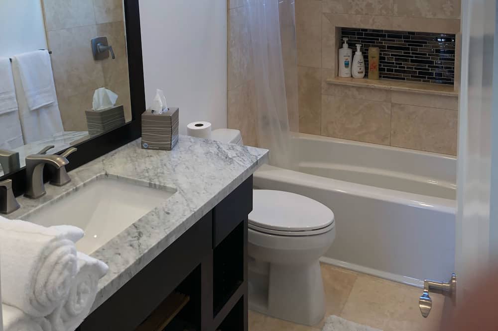 Photo of Bathroom in Garden Grove