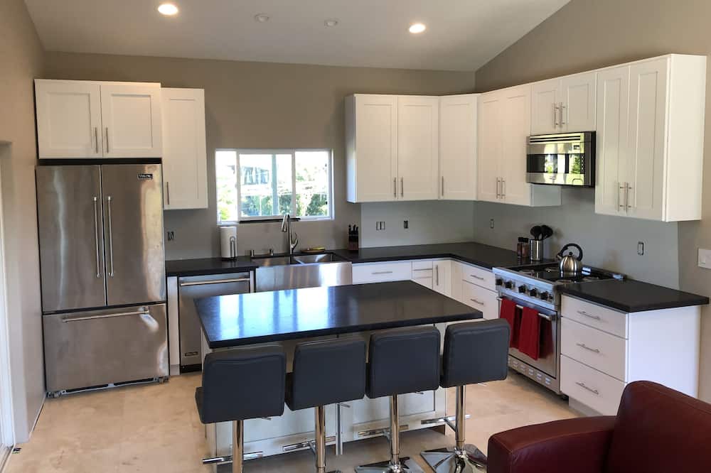 Photo of Kitchen in Garden Grove