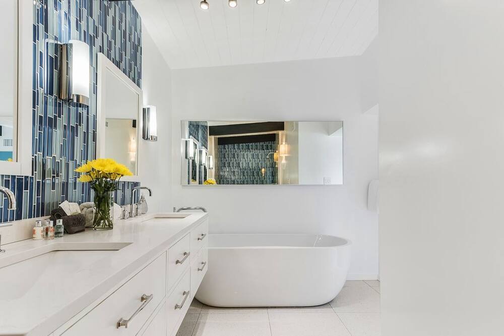 Photo of Bathroom in Vista Las Palmas