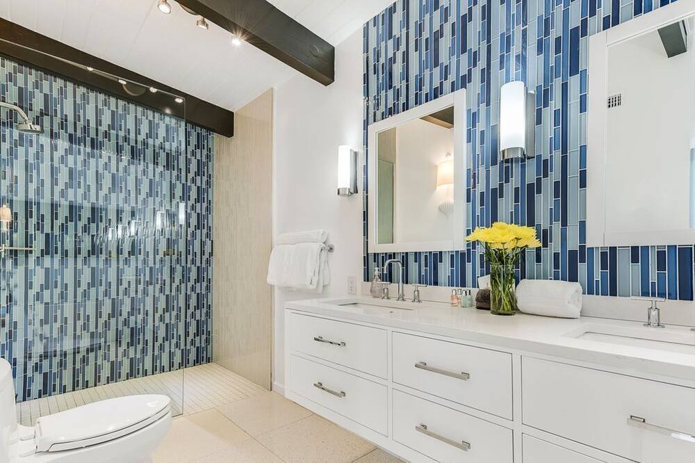 Photo of Bathroom in Vista Las Palmas