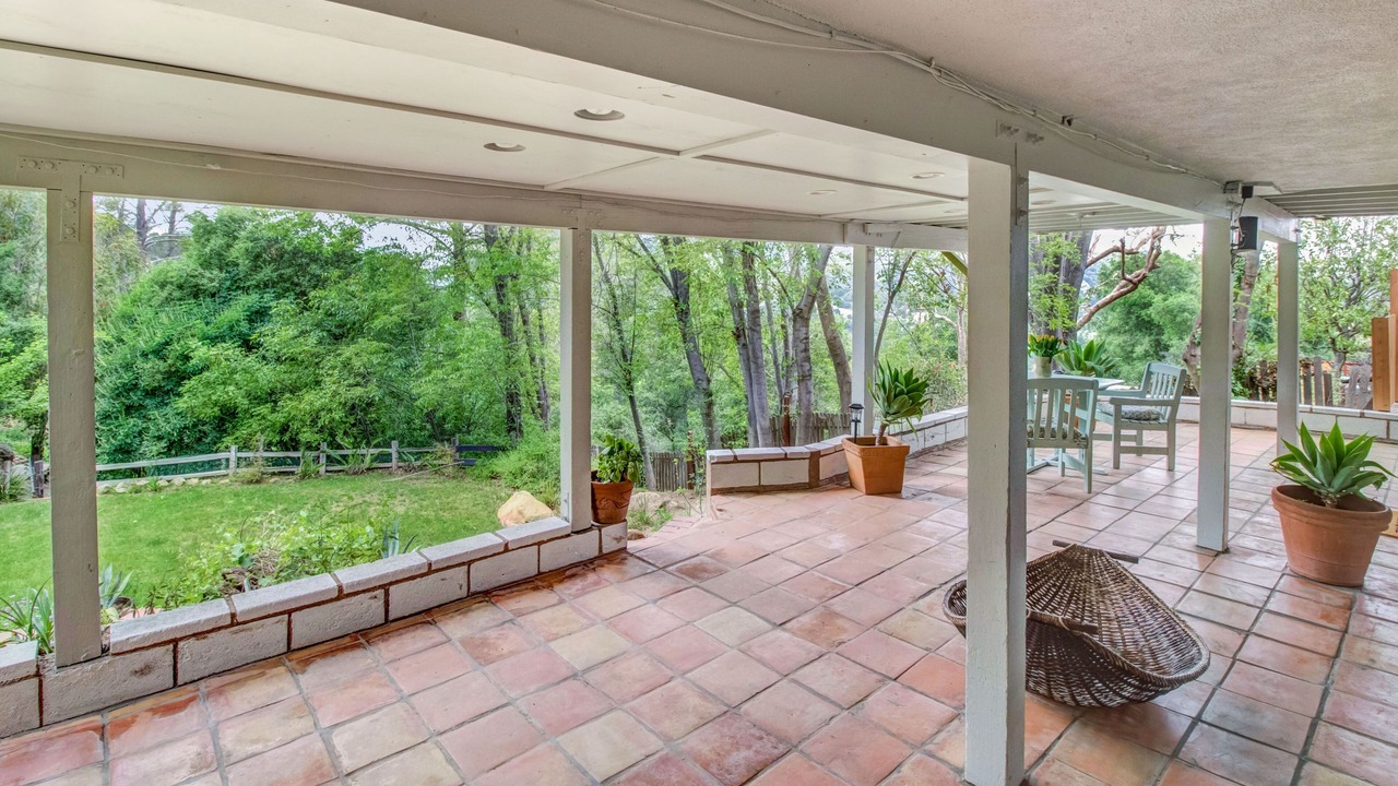 Photo of Patio Balcony in Fernwood