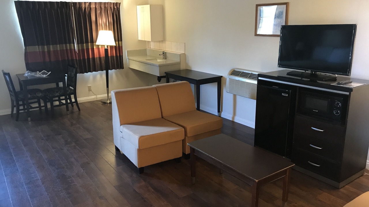 Photo of Livingroom in Tree Section