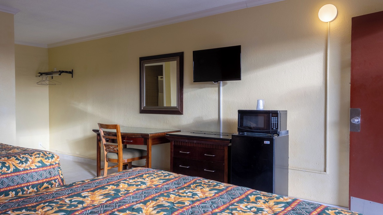 Photo of Bedroom in Lemoore