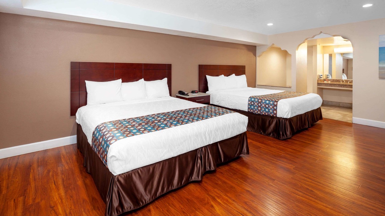 Photo of Bedroom in Harbor