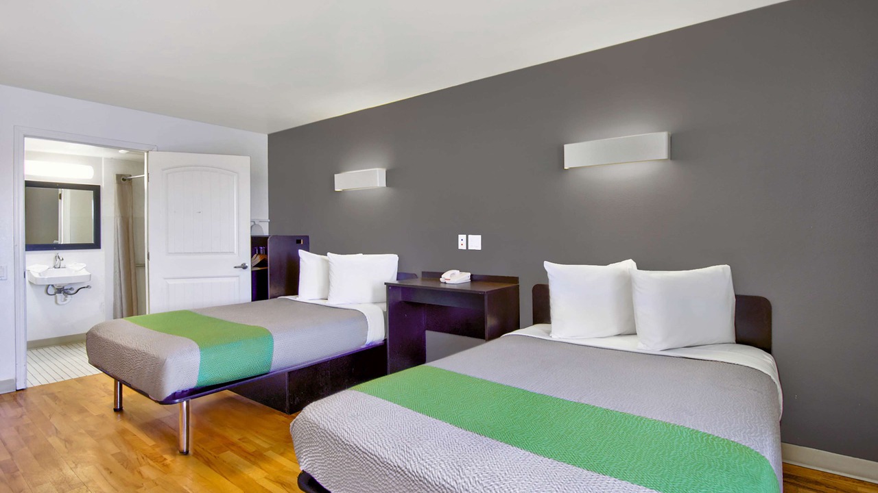 Photo of Bedroom in Victorville