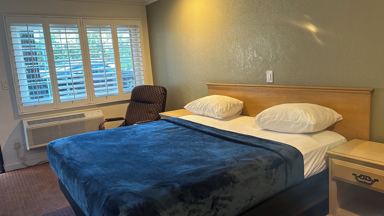 Photo of Bedroom in Eagle Rock