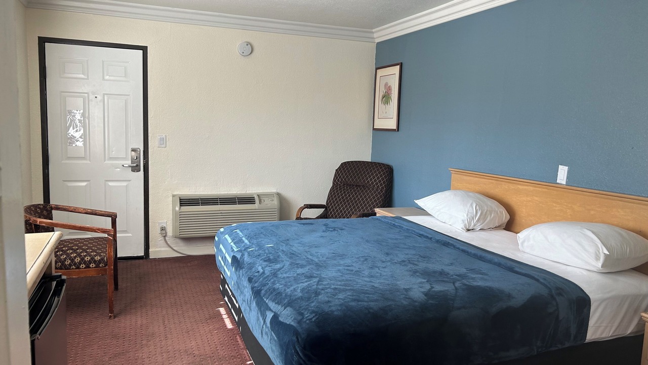 Photo of Bedroom in Eagle Rock