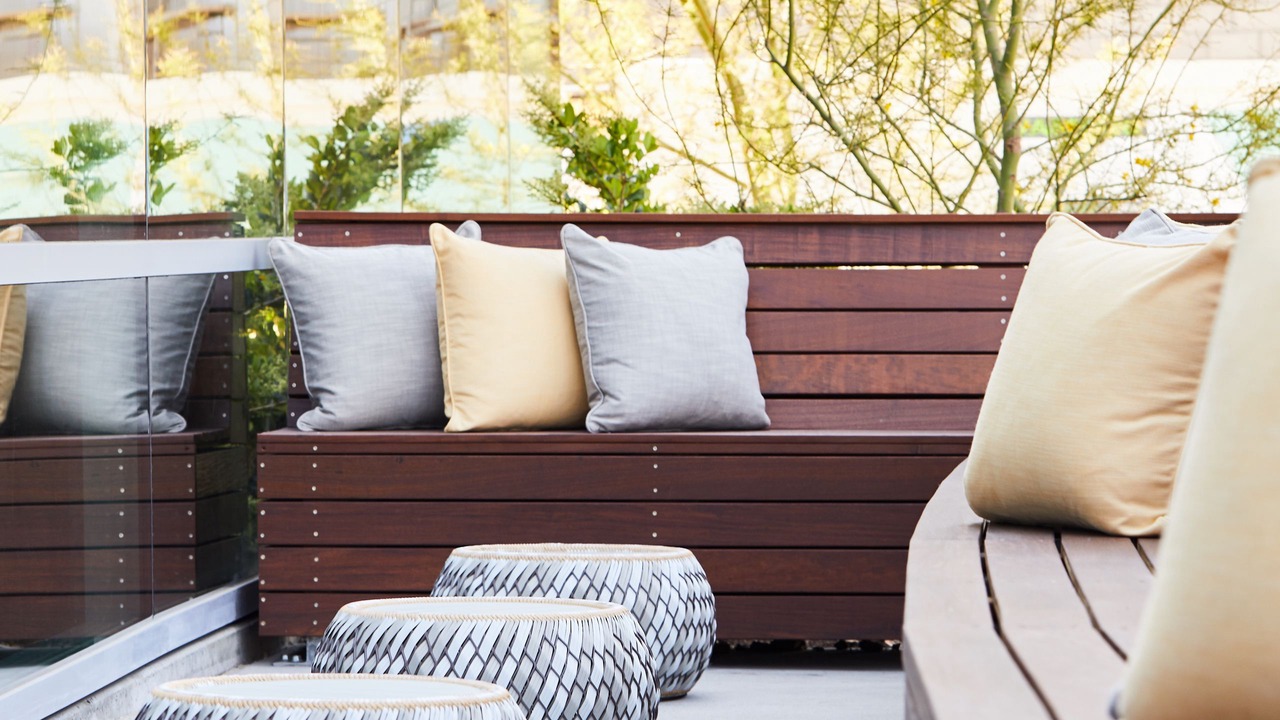 Photo of Patio Balcony in Airport Area