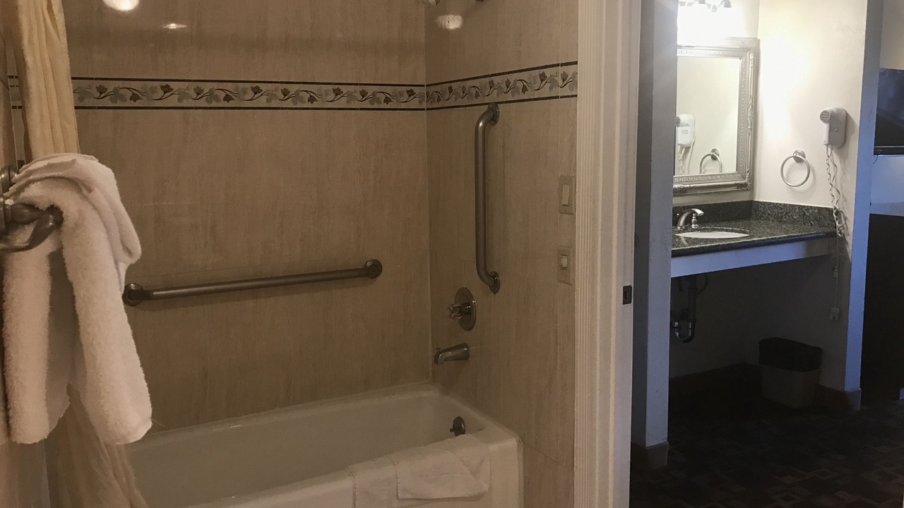 Photo of Bathroom in Castaic