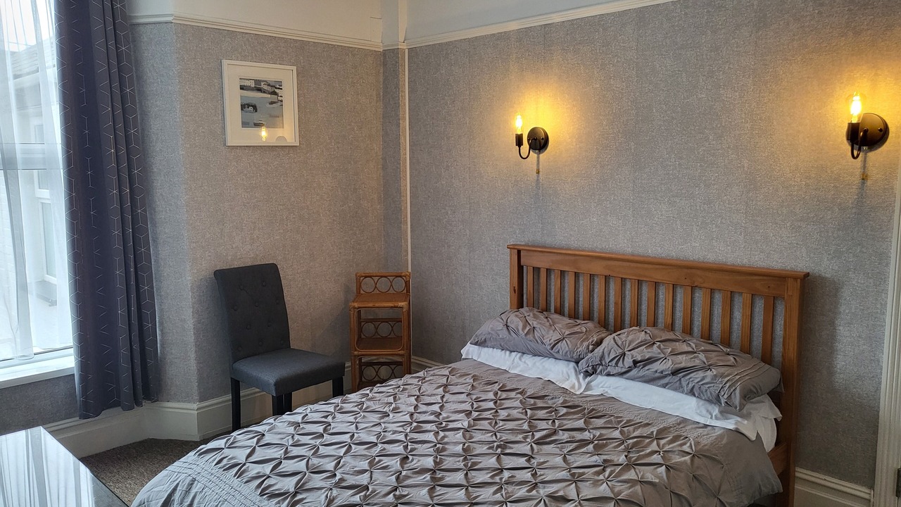 Photo of Bedroom in Newquay City Centre