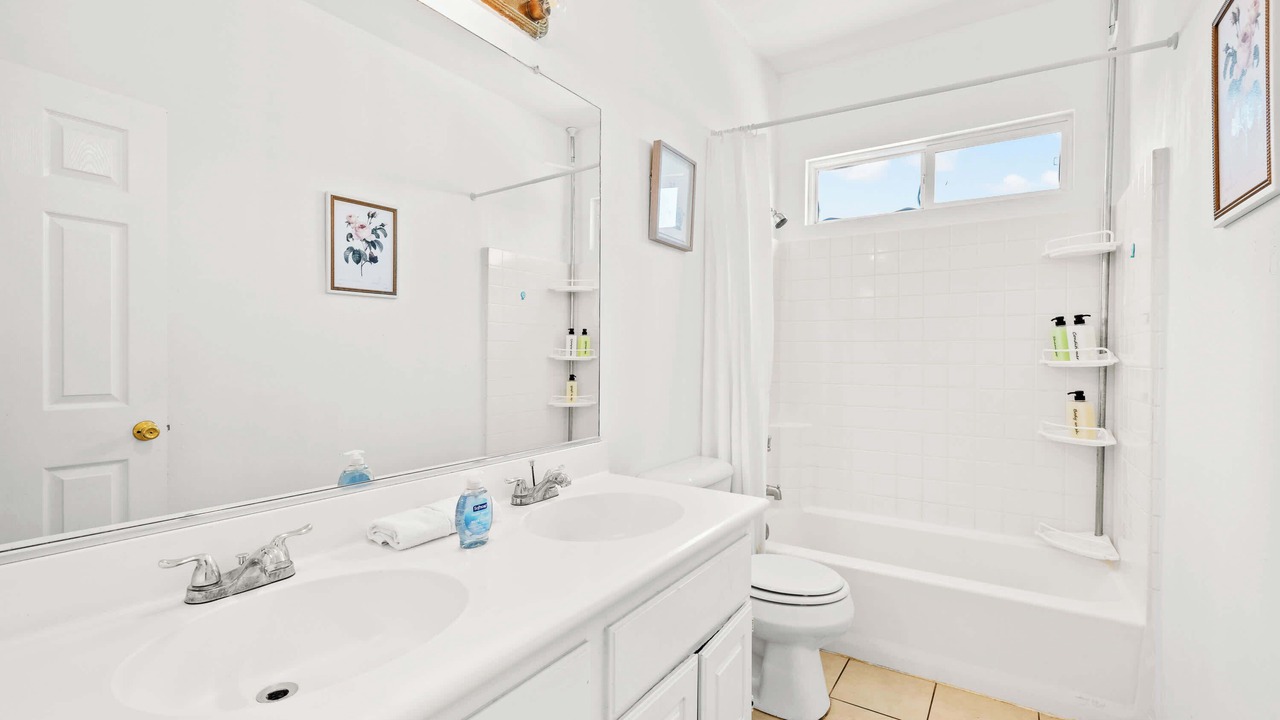 Photo of Bathroom in Moreno Valley