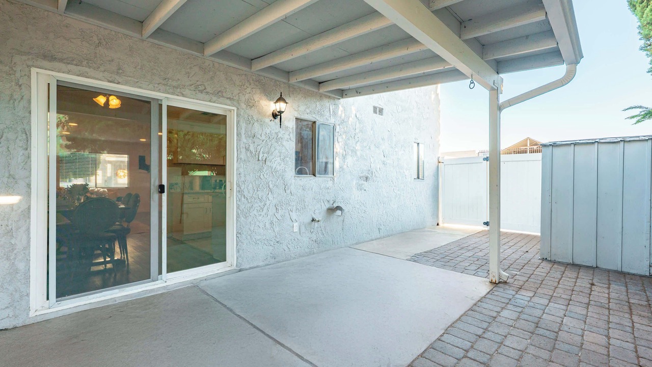 Photo of Patio Balcony in Charter Oak