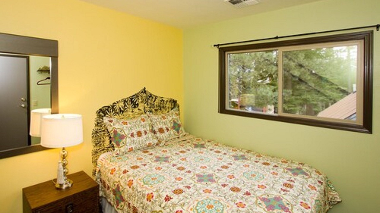 Photo of Bedroom in Mammoth Lakes