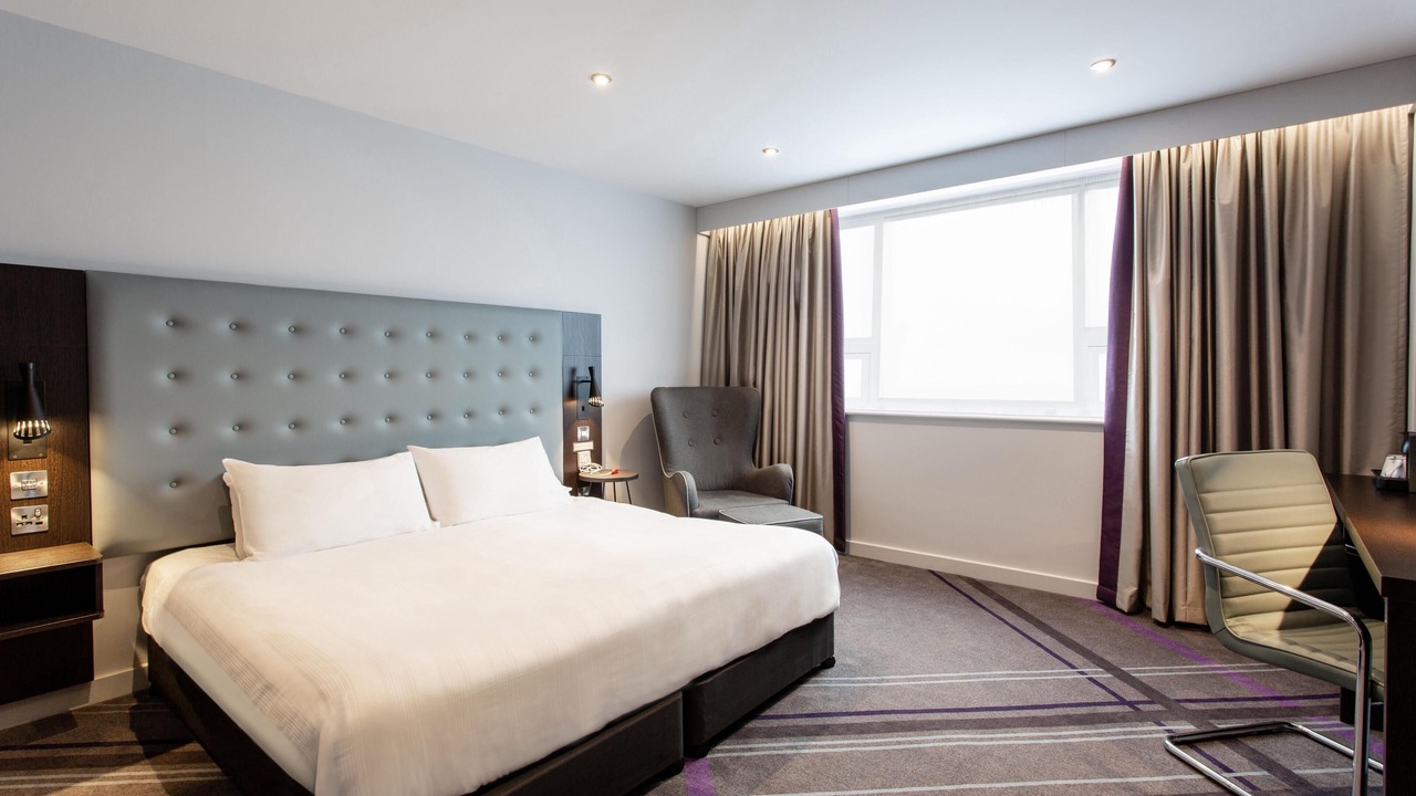 Photo of Bedroom in Leamington Spa