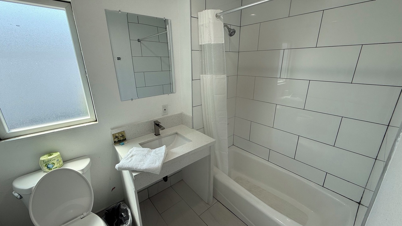 Photo of Bathroom in East Pasadena