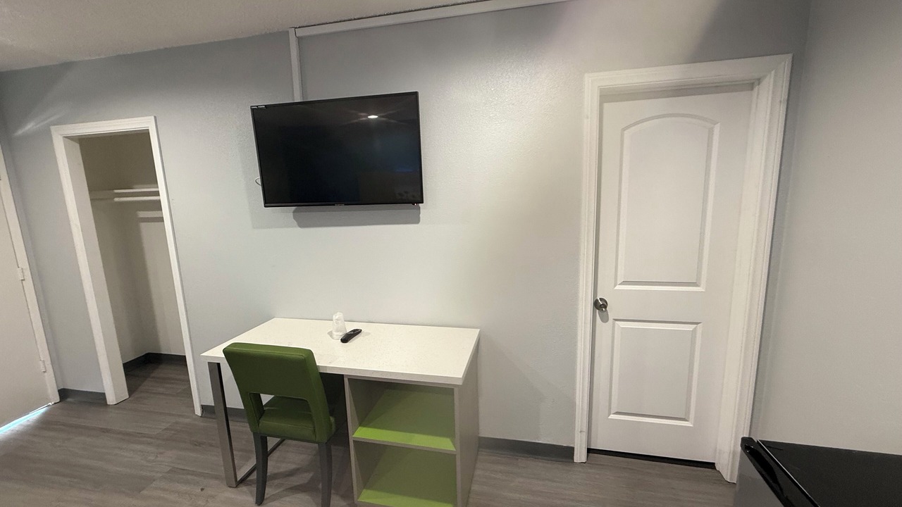 Photo of Bedroom in East Pasadena